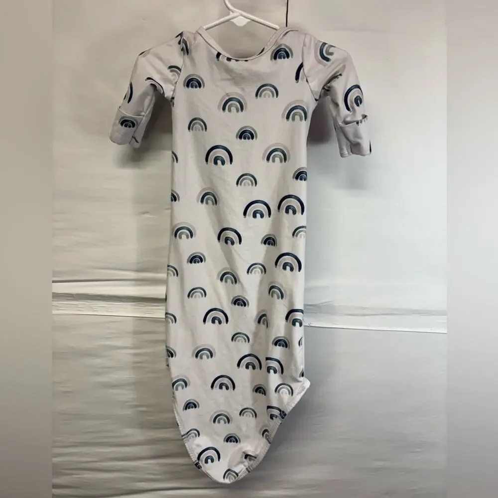 Caden Lane Blue Rainbow Knotted Gown Size 0-3 Months